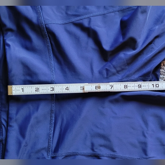 Tommy Bahama Island Active Cropped Leggings - Picture 6 of 7